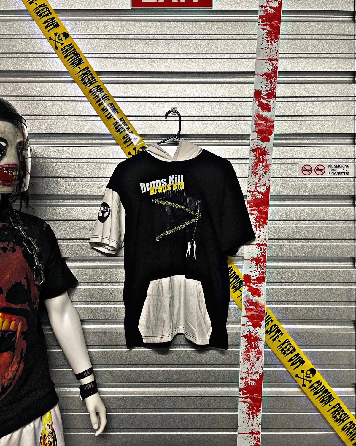 “3+2” tee w/ hood