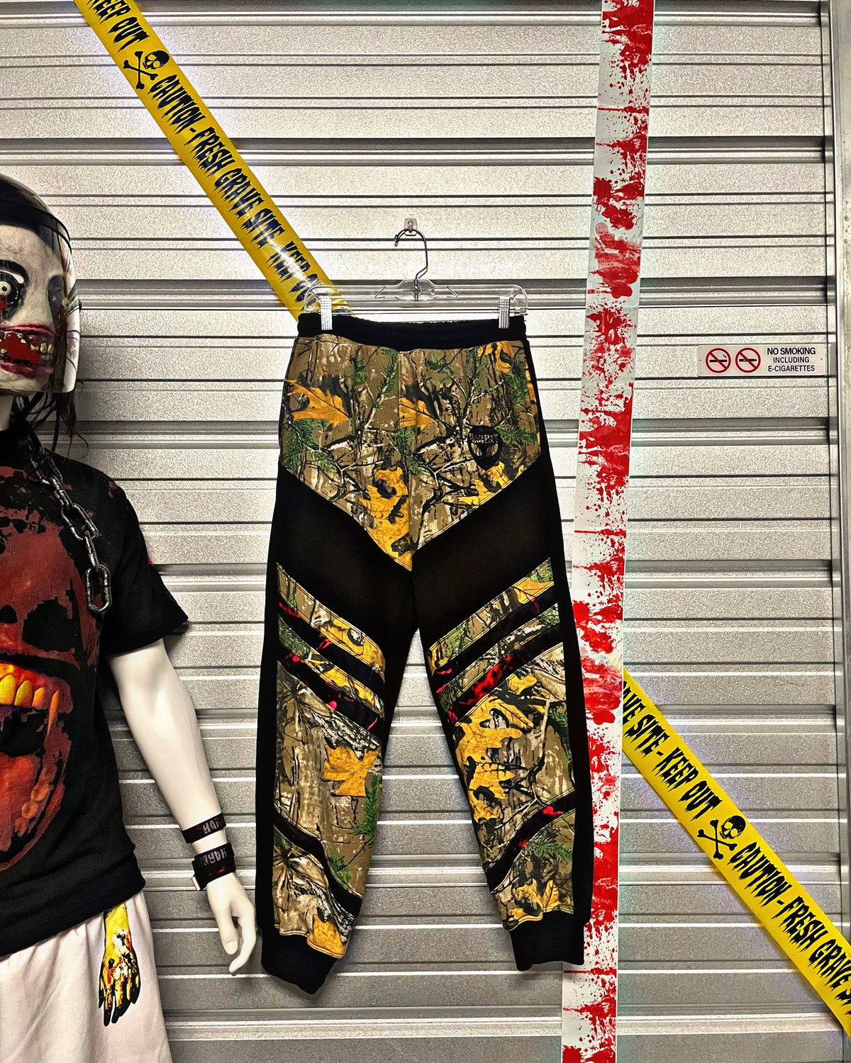 “DIEHARD” pants